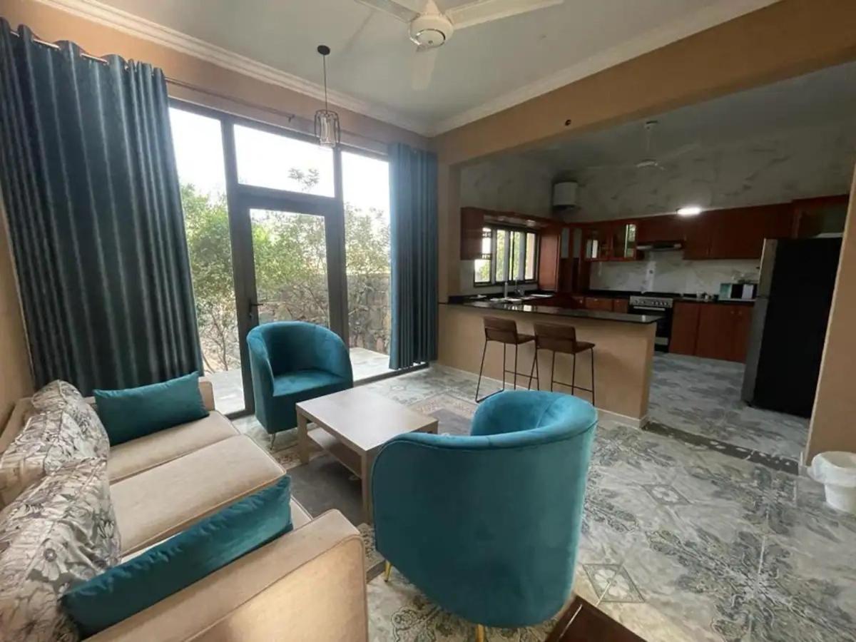 Rose Guesthouse Al 'Aqar Экстерьер фото