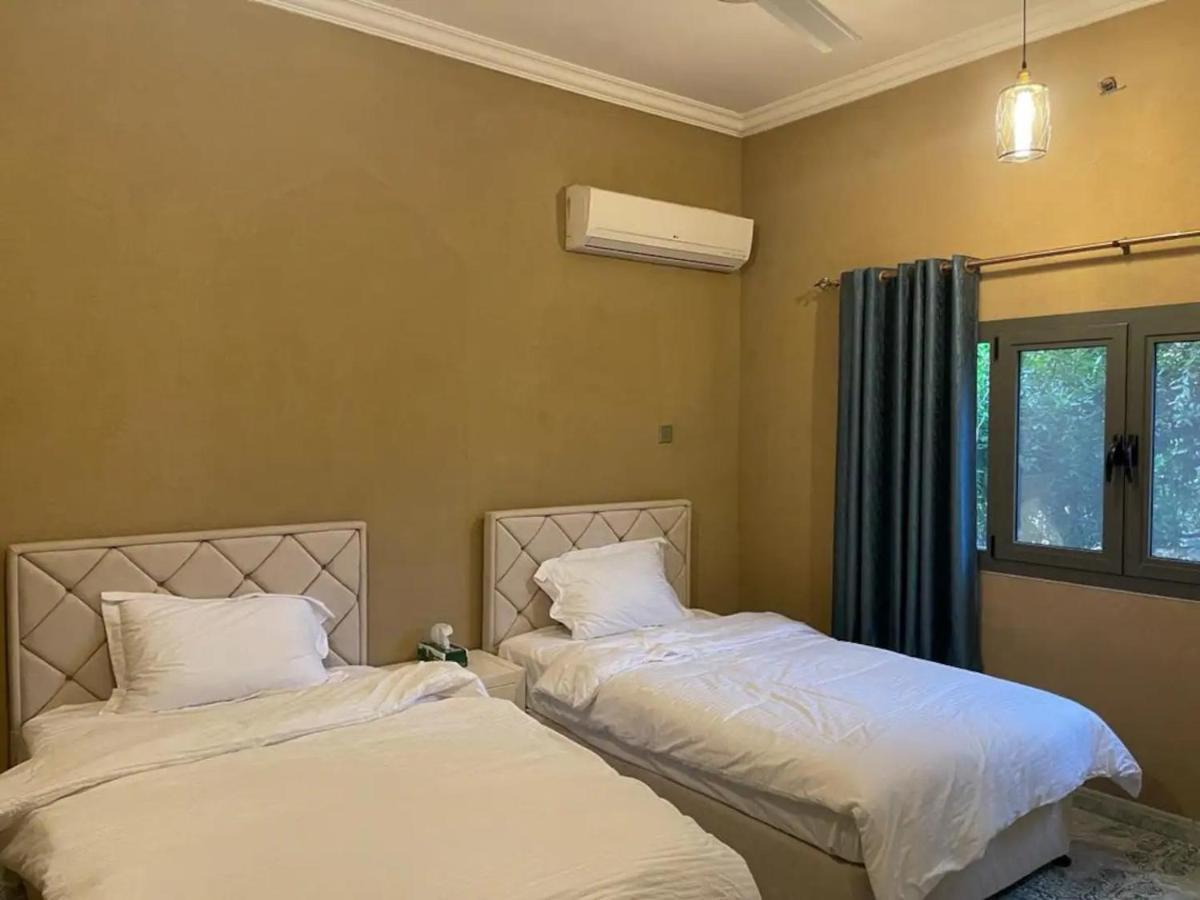 Rose Guesthouse Al 'Aqar Экстерьер фото