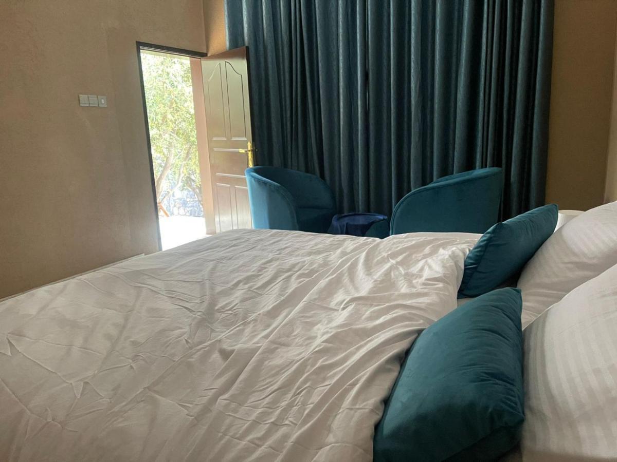 Rose Guesthouse Al 'Aqar Экстерьер фото
