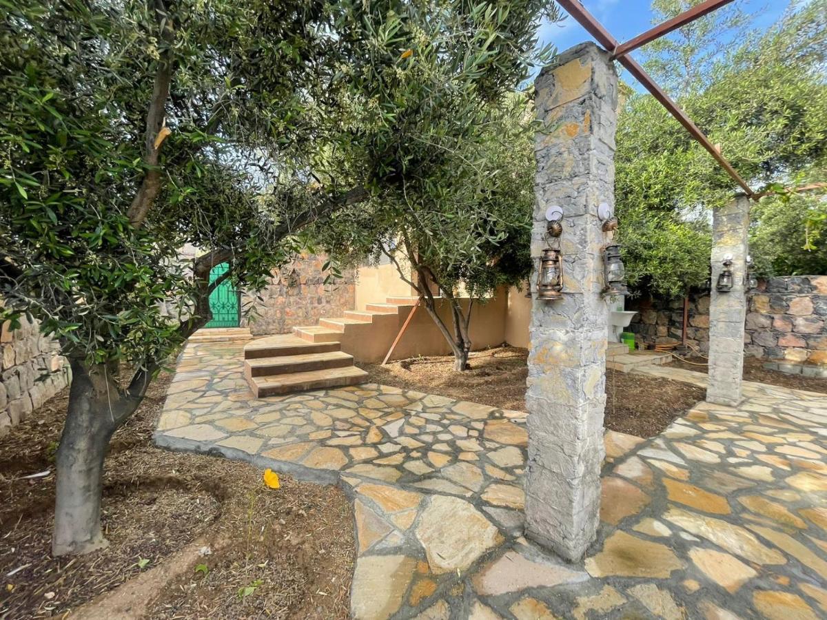 Rose Guesthouse Al 'Aqar Экстерьер фото